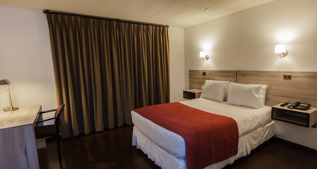 Hotel Marina Antofagasta Oda fotoğraf